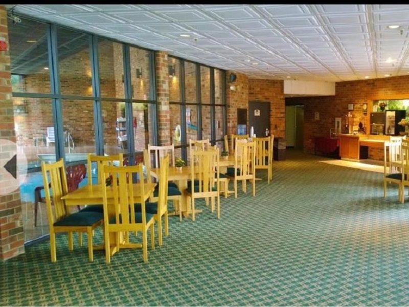 Clarion Pointe Bloomington-Normal Near I-55 And University Екстериор снимка