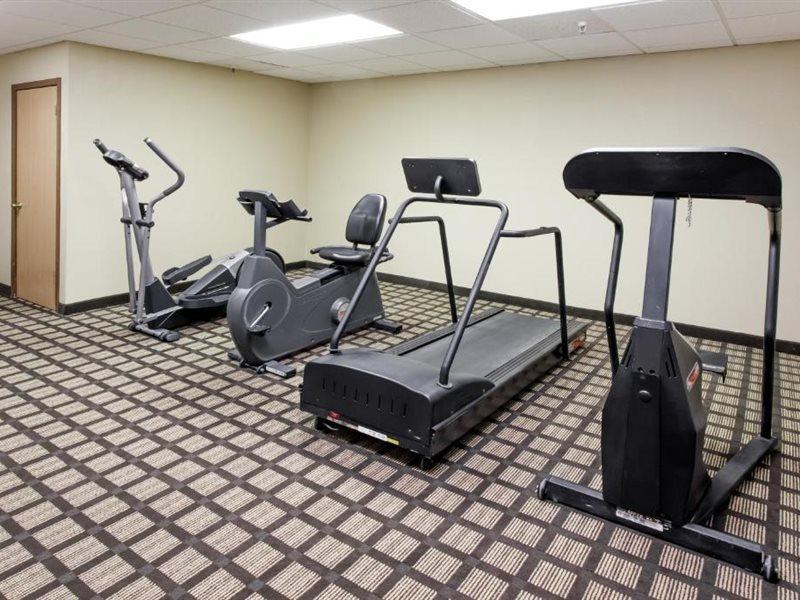 Clarion Pointe Bloomington-Normal Near I-55 And University Екстериор снимка