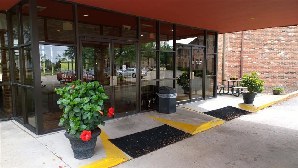Clarion Pointe Bloomington-Normal Near I-55 And University Екстериор снимка