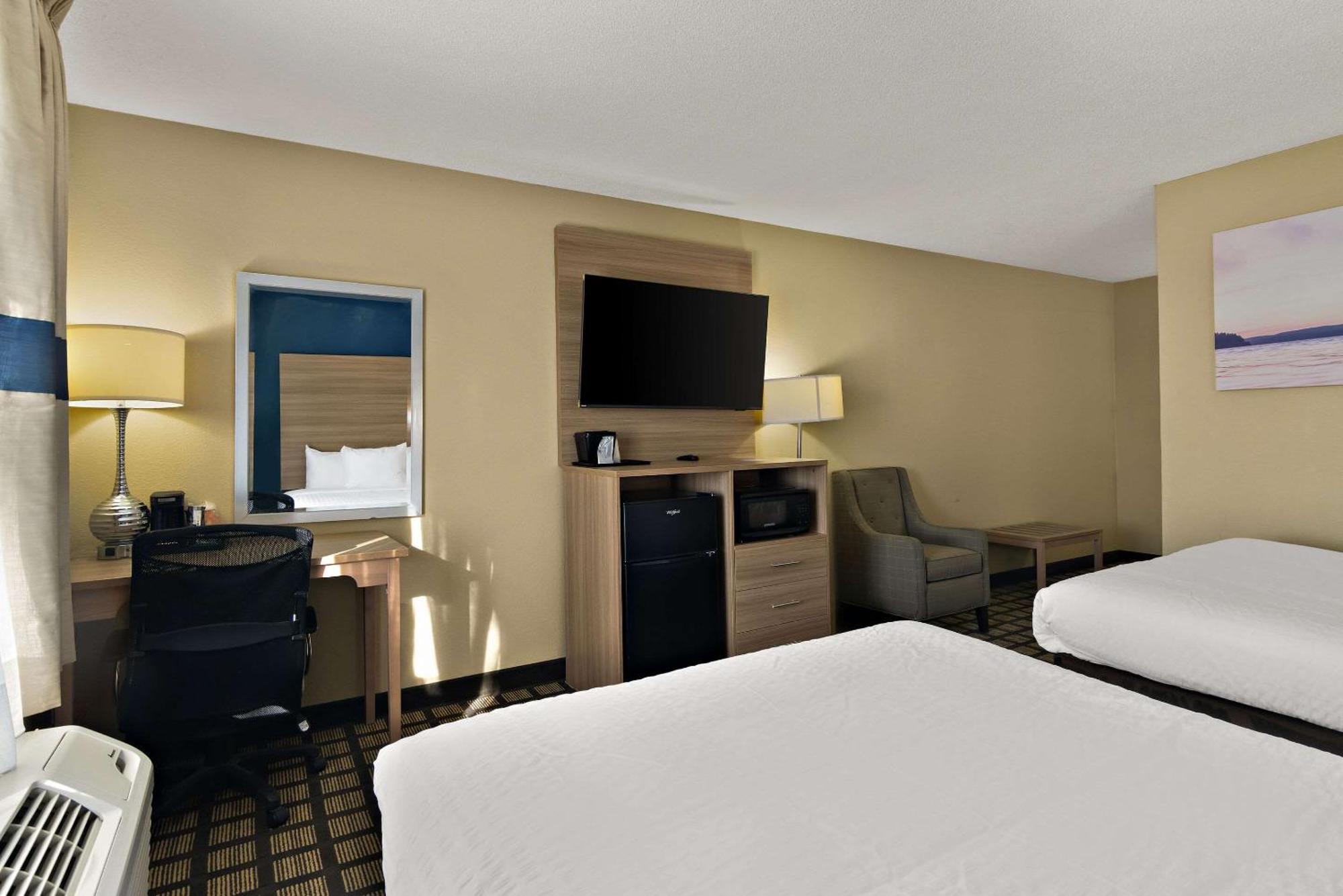 Clarion Pointe Bloomington-Normal Near I-55 And University Екстериор снимка