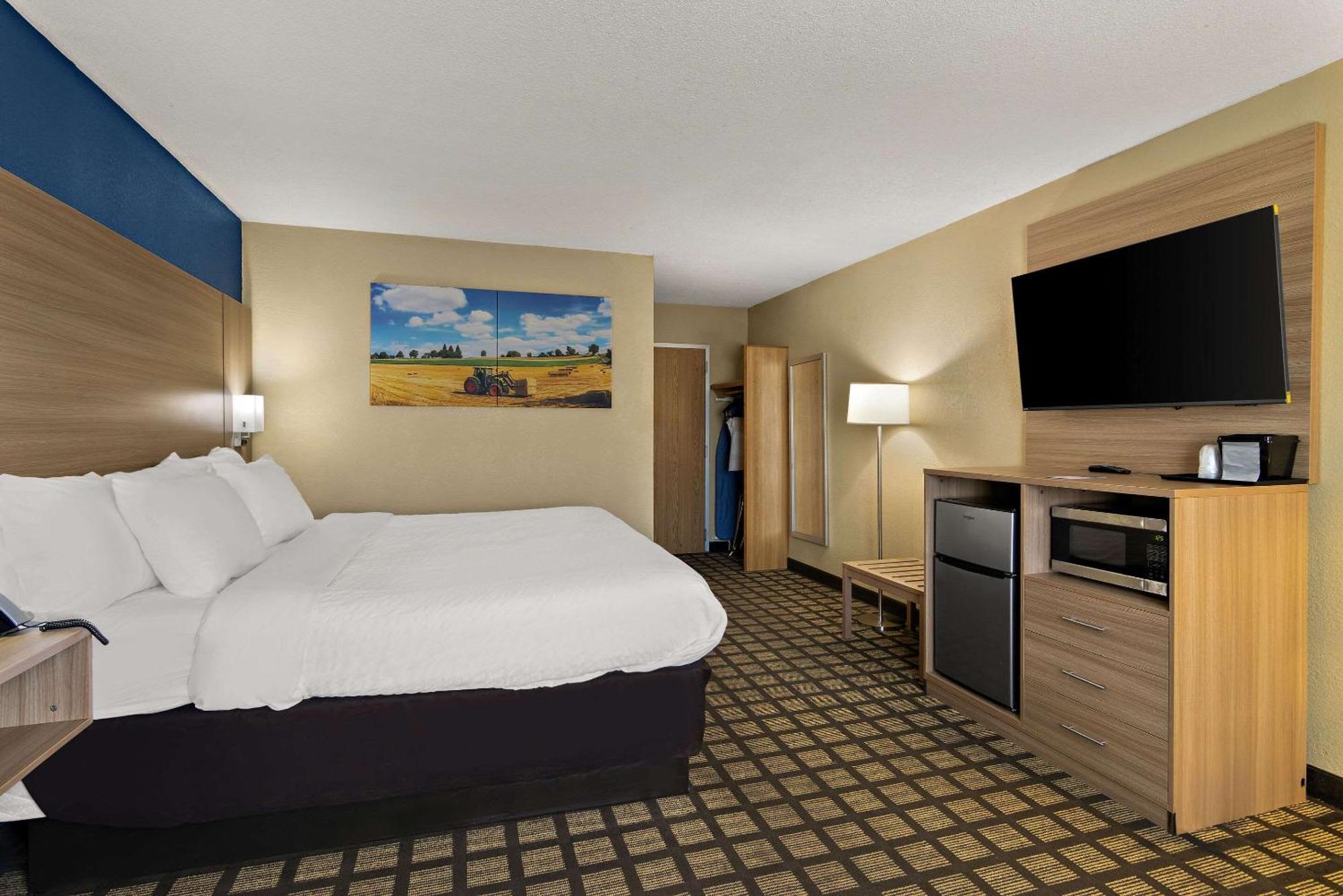 Clarion Pointe Bloomington-Normal Near I-55 And University Екстериор снимка