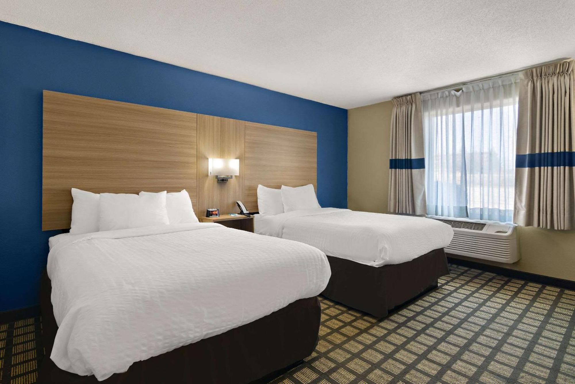 Clarion Pointe Bloomington-Normal Near I-55 And University Екстериор снимка