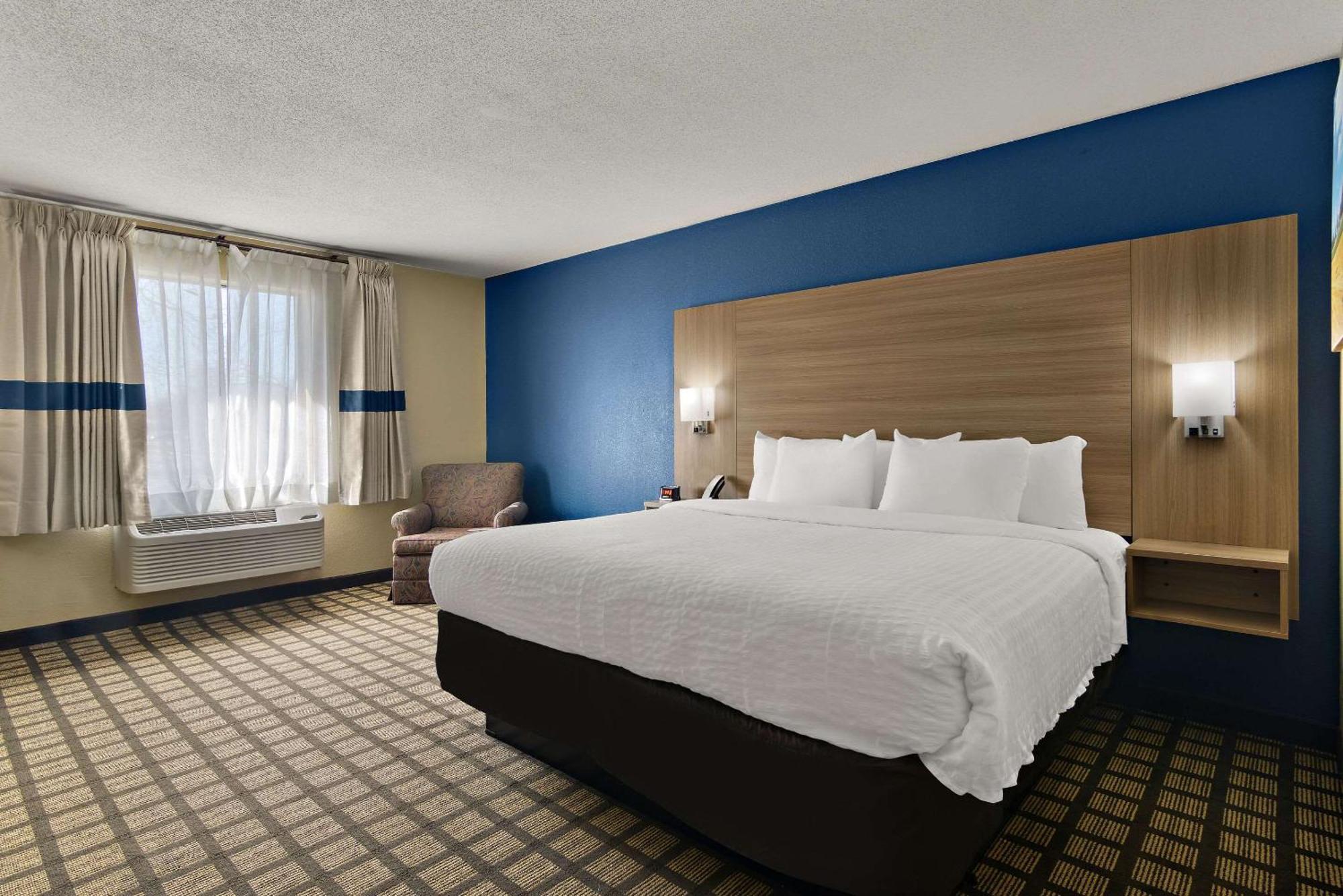 Clarion Pointe Bloomington-Normal Near I-55 And University Екстериор снимка