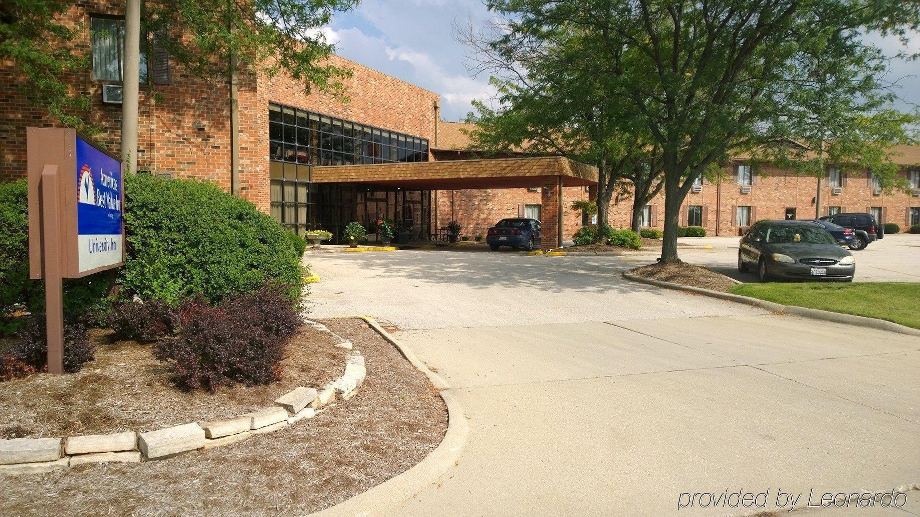 Clarion Pointe Bloomington-Normal Near I-55 And University Екстериор снимка