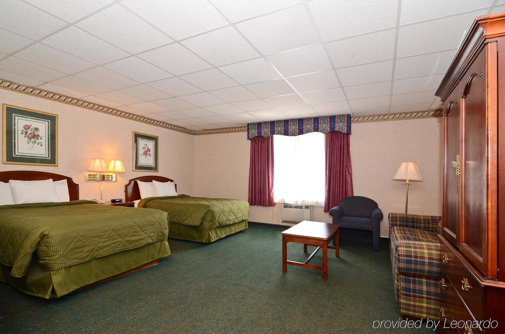 Clarion Pointe Bloomington-Normal Near I-55 And University Екстериор снимка